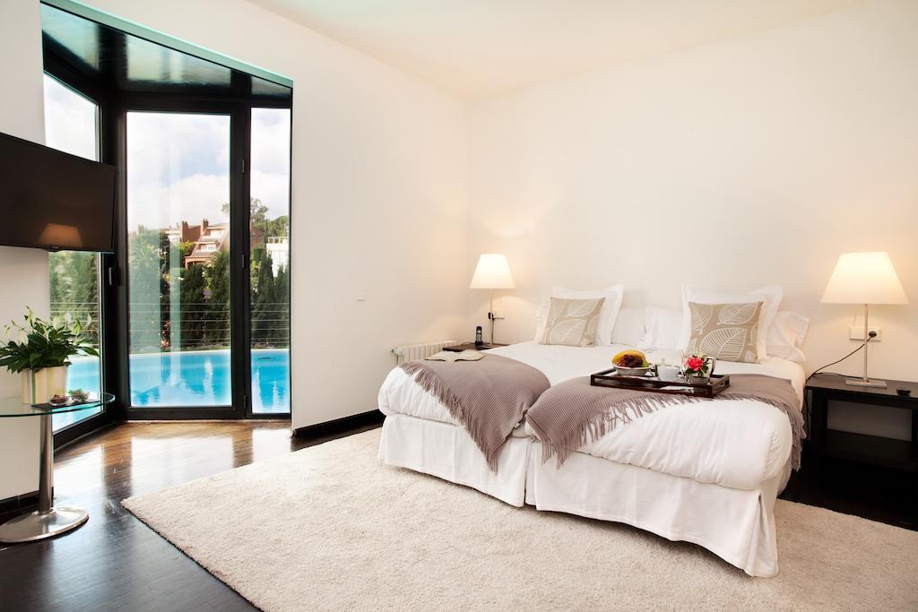 Villa Rock Sant Just Desvern Habitación foto